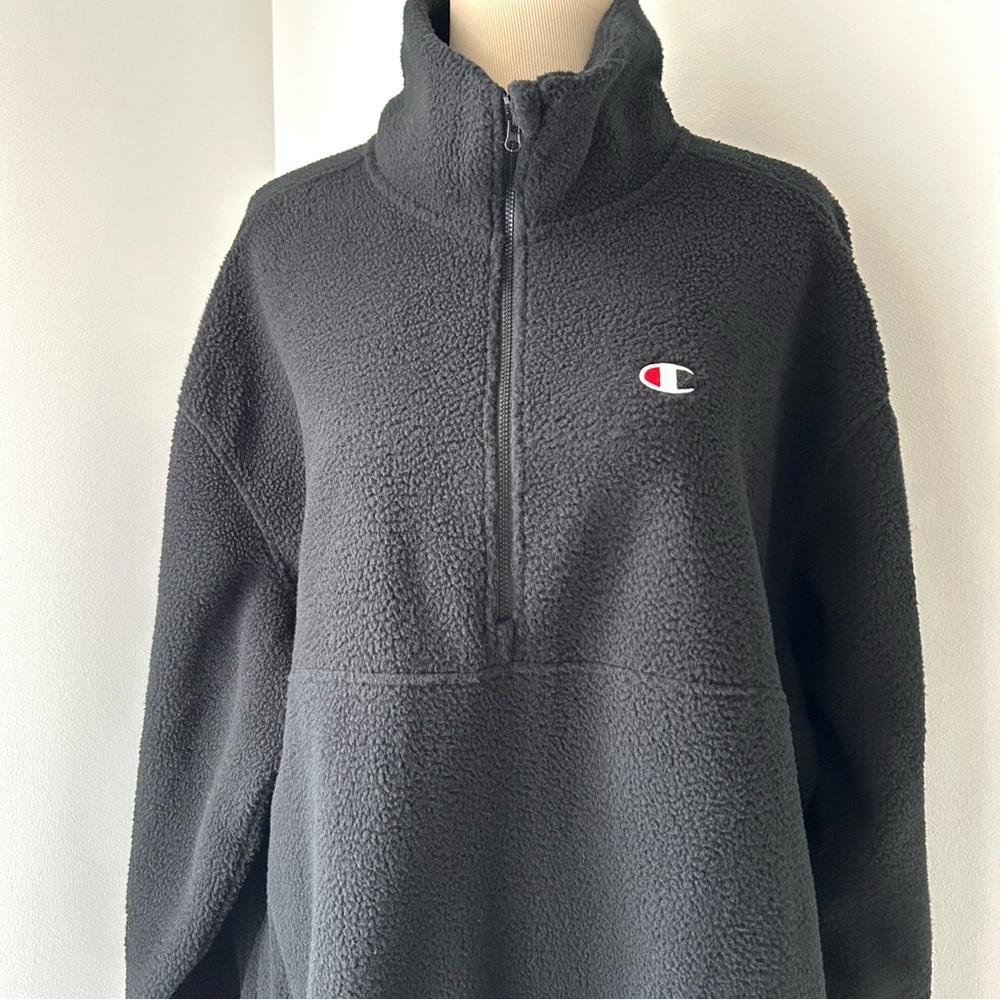 🌸BRAND NEW Champion Pullover. Fuzzy & Cozy. Black/White w/ Pockets Size: XL - Picture 2 of 14